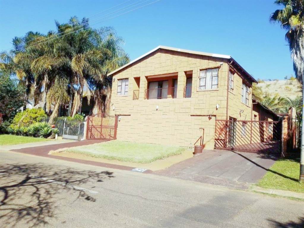 5 Bed House in Pretoria Gardens photo number 1