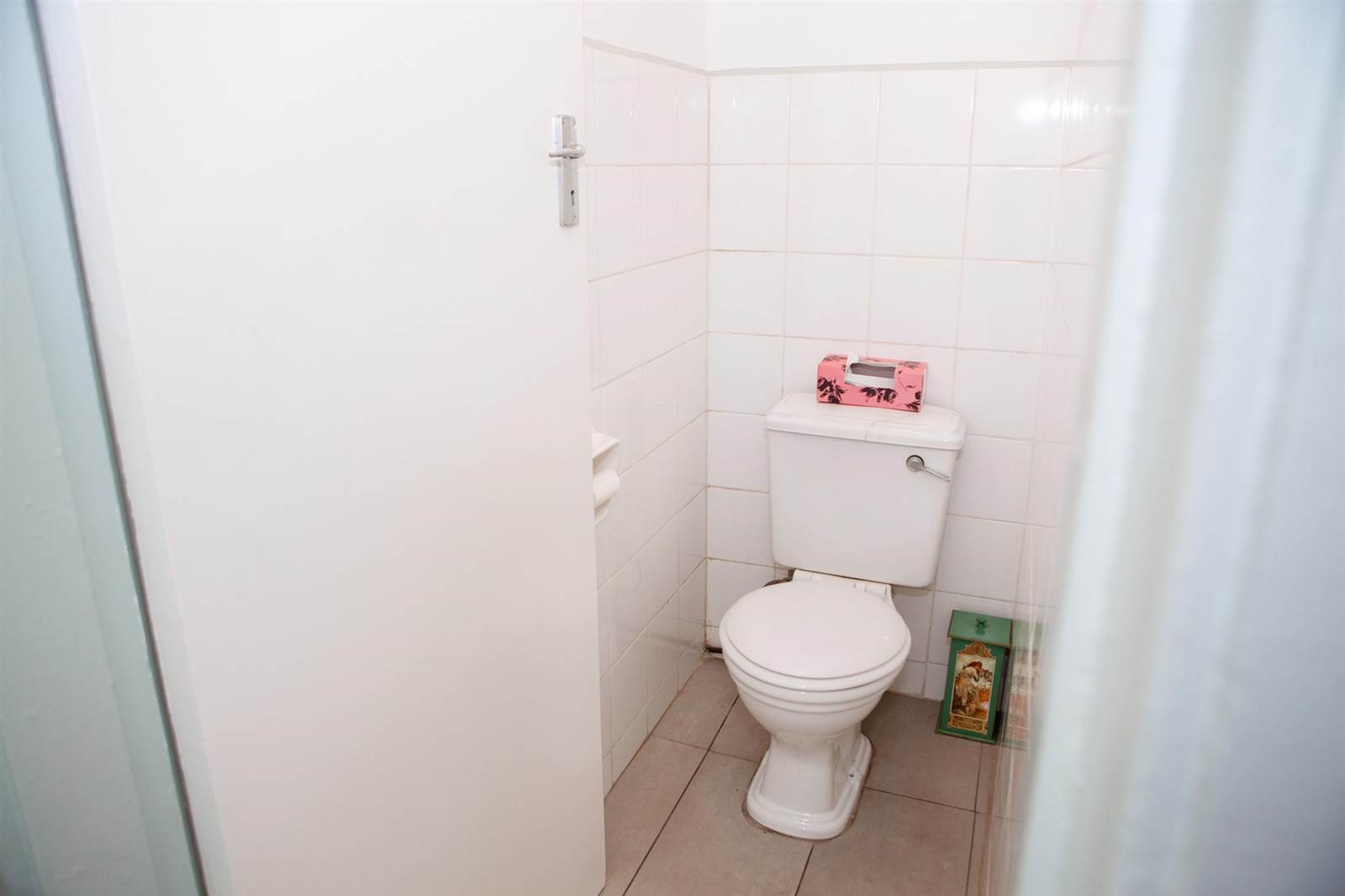 2 Bed Apartment in Windermere photo number 18