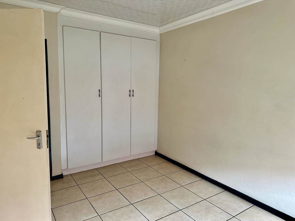 2 Bed Apartment in Middelburg Central photo number 8