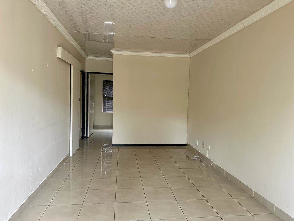 2 Bed Apartment in Middelburg Central photo number 5