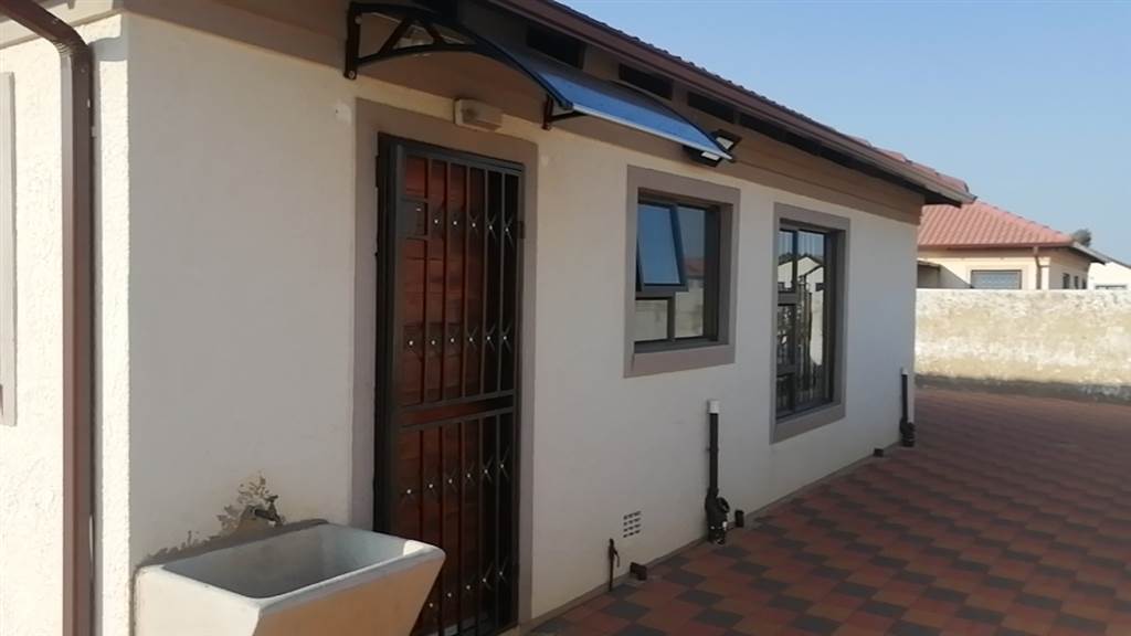 3 Bed House in Benoni CBD photo number 25