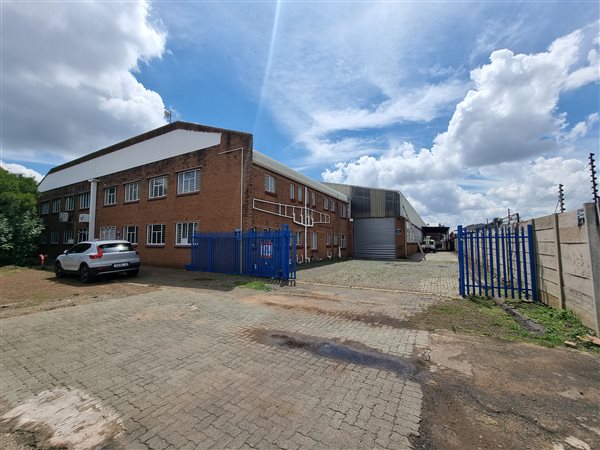 1300  m² Industrial space in Alrode
