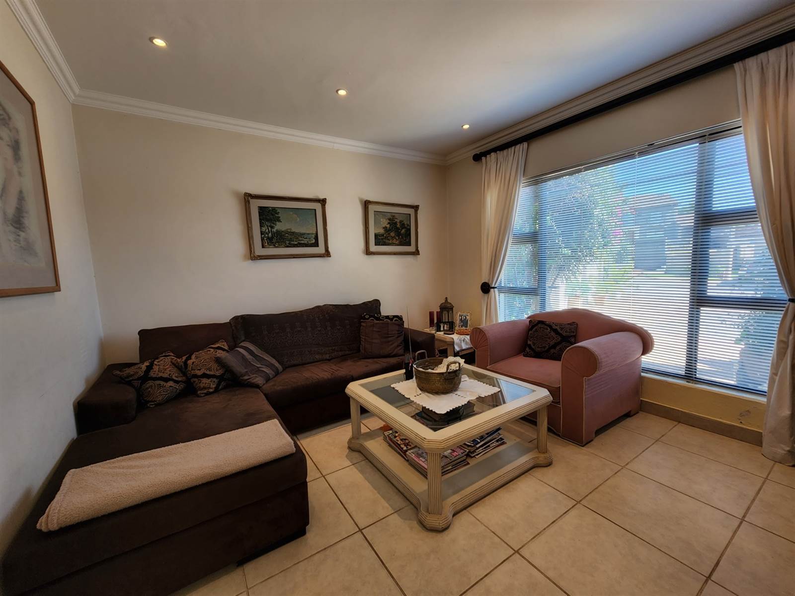 4 Bed House in Protea Ridge photo number 18