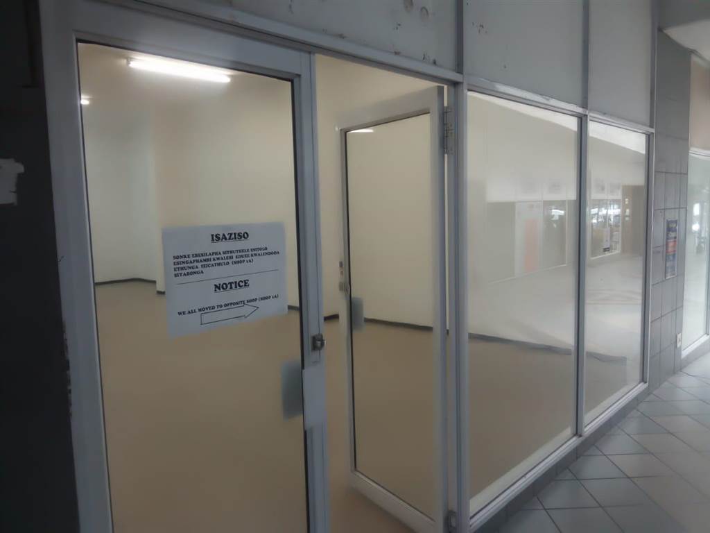 100  m² Retail Space in Pinetown Central photo number 2