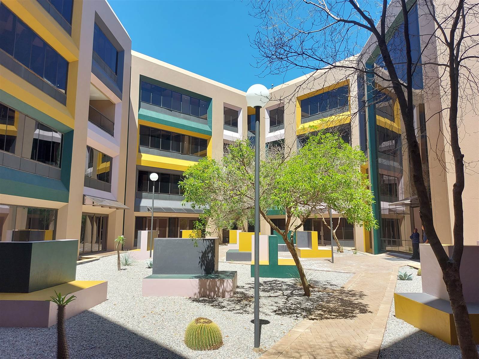 168  m² Commercial space in Parktown photo number 8