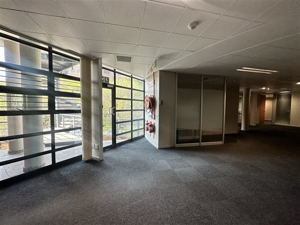 358  m² Commercial space in Parktown