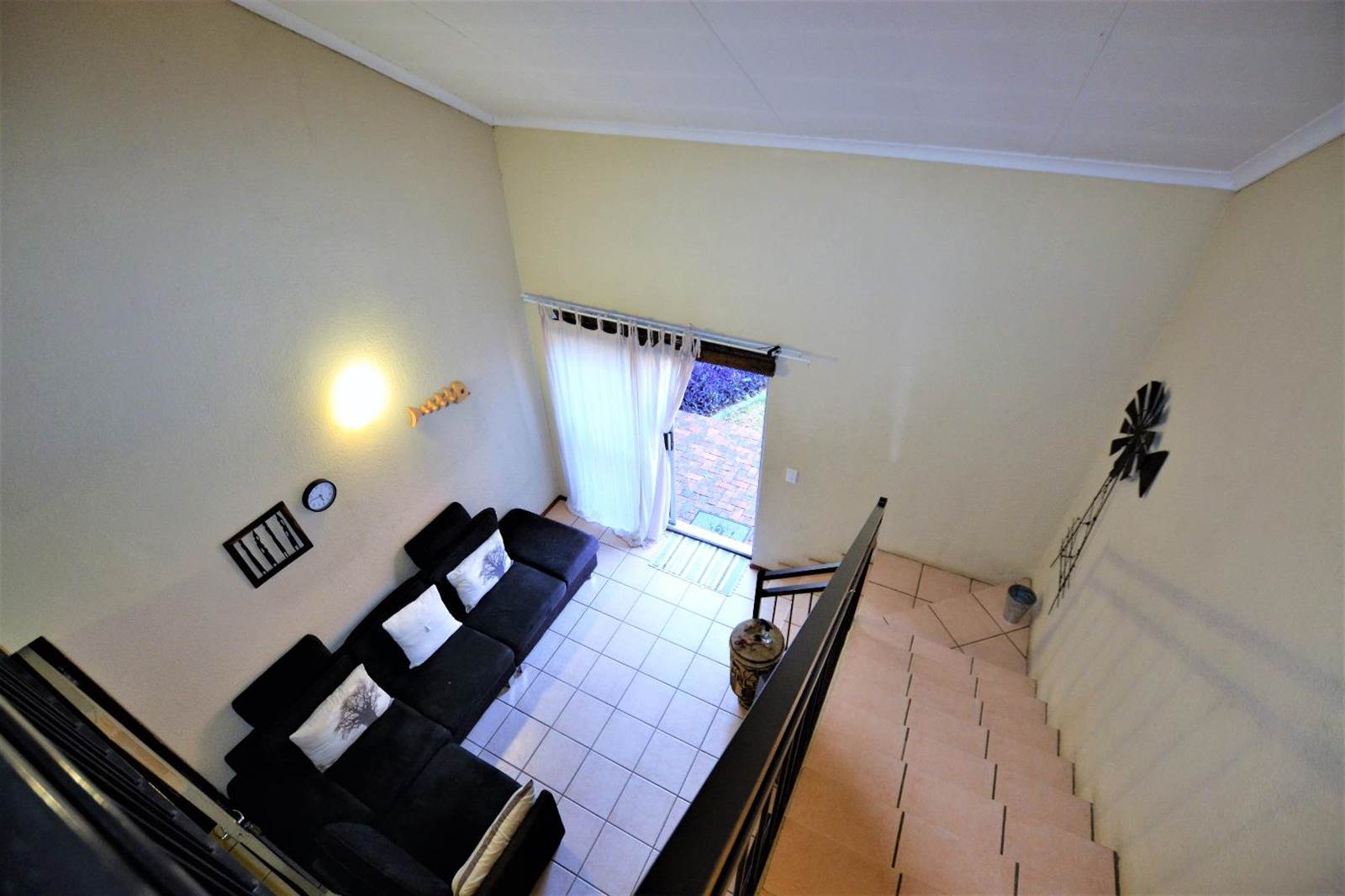 2 Bed Townhouse in Highveld photo number 25