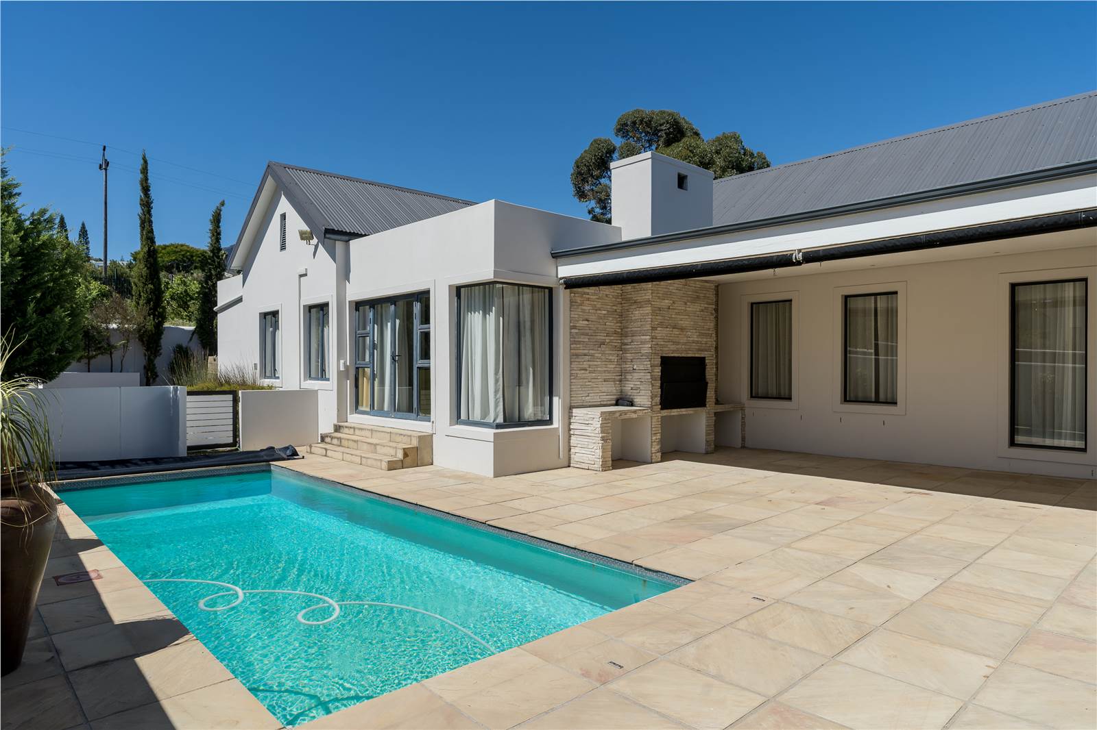 4 Bed House in Schonenberg Estate photo number 2
