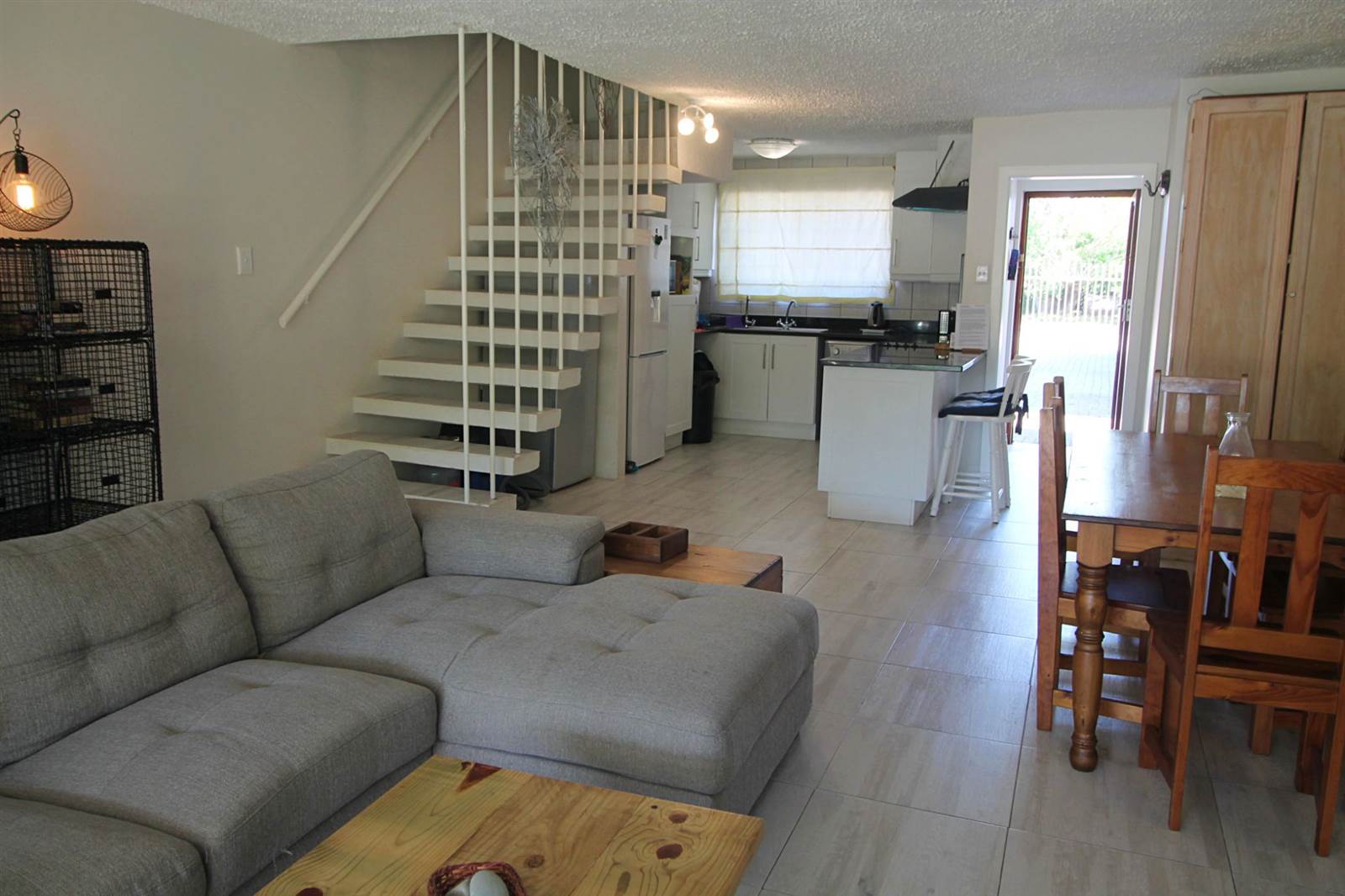 3 Bed Townhouse in Port Alfred photo number 4
