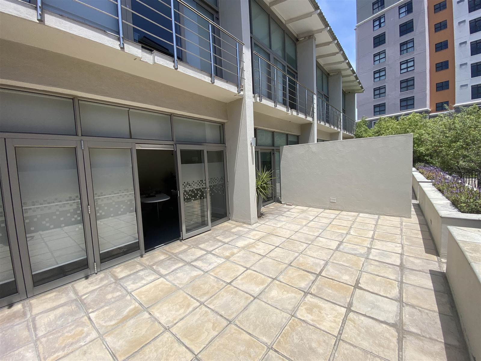 650  m² Commercial space in Century City photo number 5