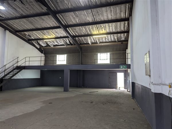 341  m² Industrial space