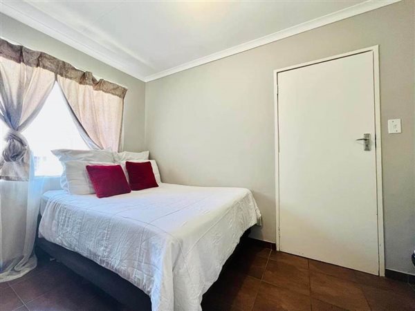 2 Bed Apartment