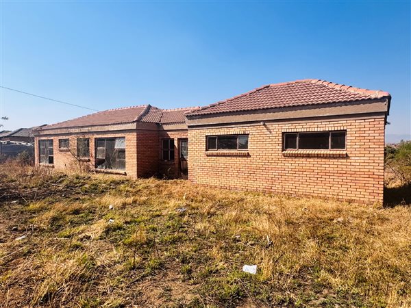 3 Bedroom House 3 Bedroom House