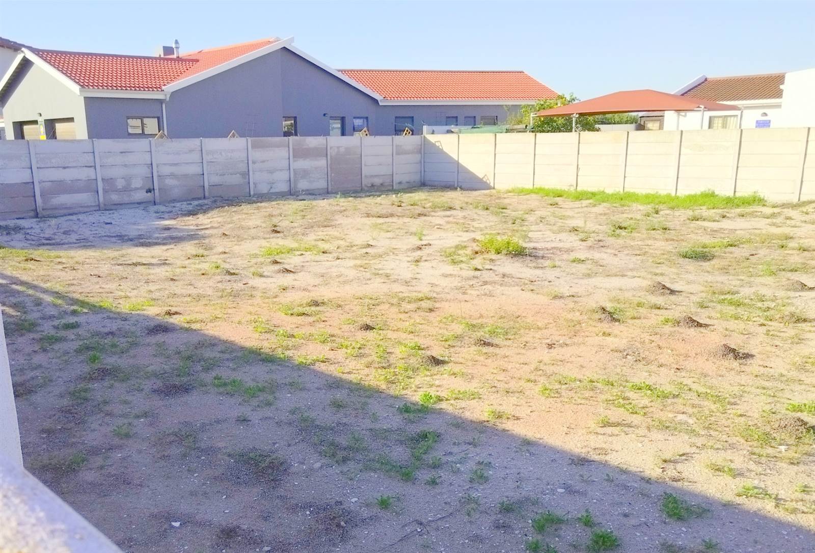 677 m² Land available in Port Owen photo number 1