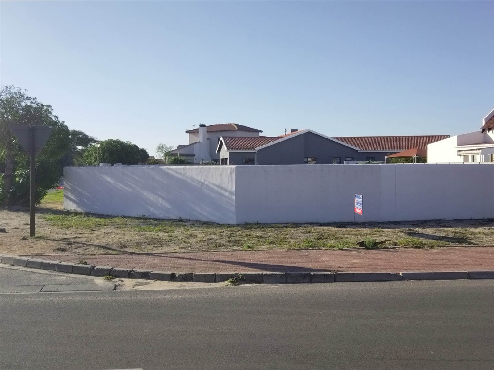 677 m² Land available in Port Owen photo number 6