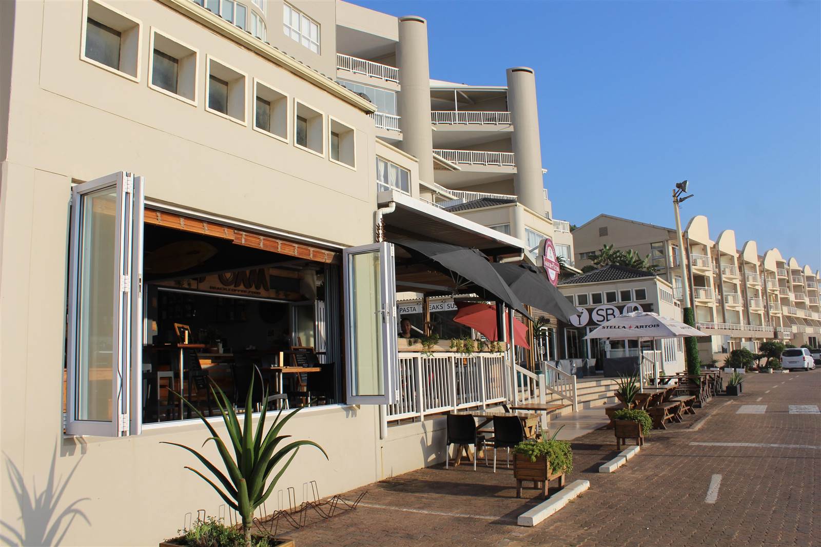 103  m² Commercial space in Umdloti Beach photo number 6