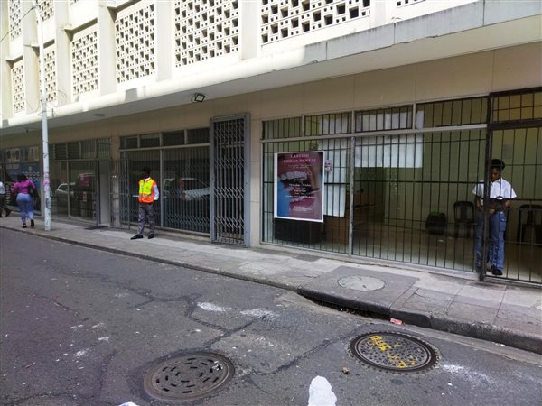 51 m² Retail Space 51 m² Retail Space