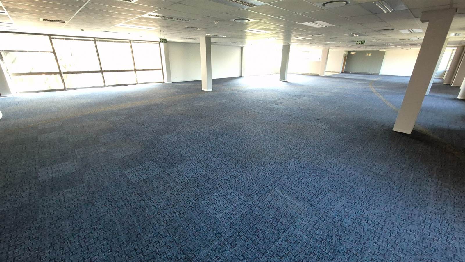 895  m² Office Space in Ashlea Gardens photo number 6
