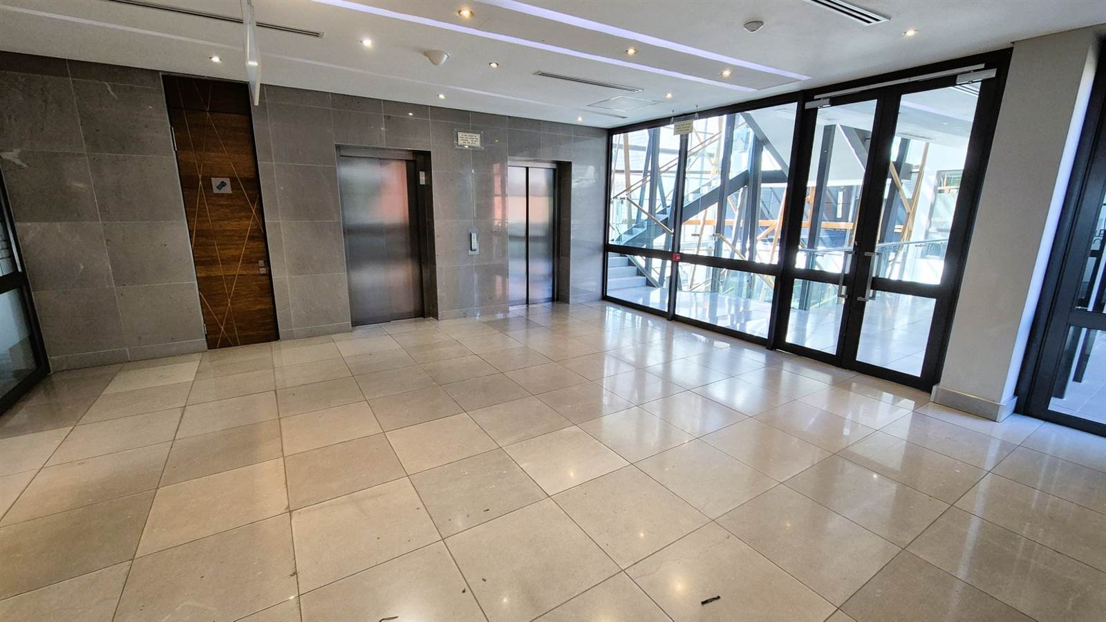 895  m² Office Space in Ashlea Gardens photo number 17
