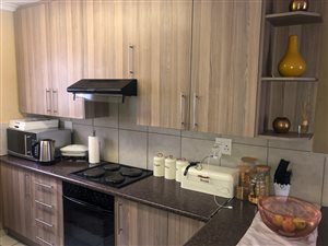 3 Bed Apartment in Cruywagenpark