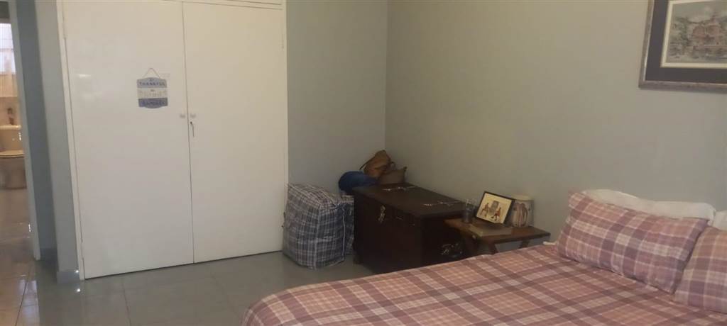 2 Bed Apartment in Dinwiddie photo number 6