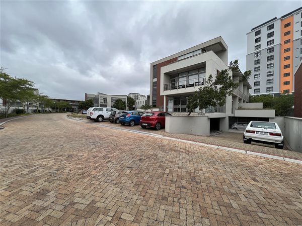 255  m² Commercial space