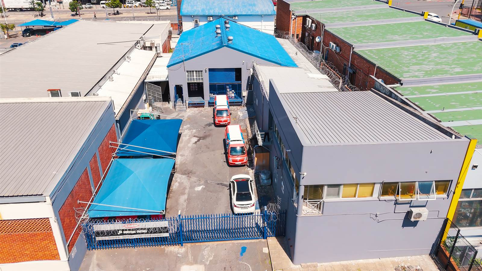 1766  m² Commercial space in Pinetown Central photo number 2