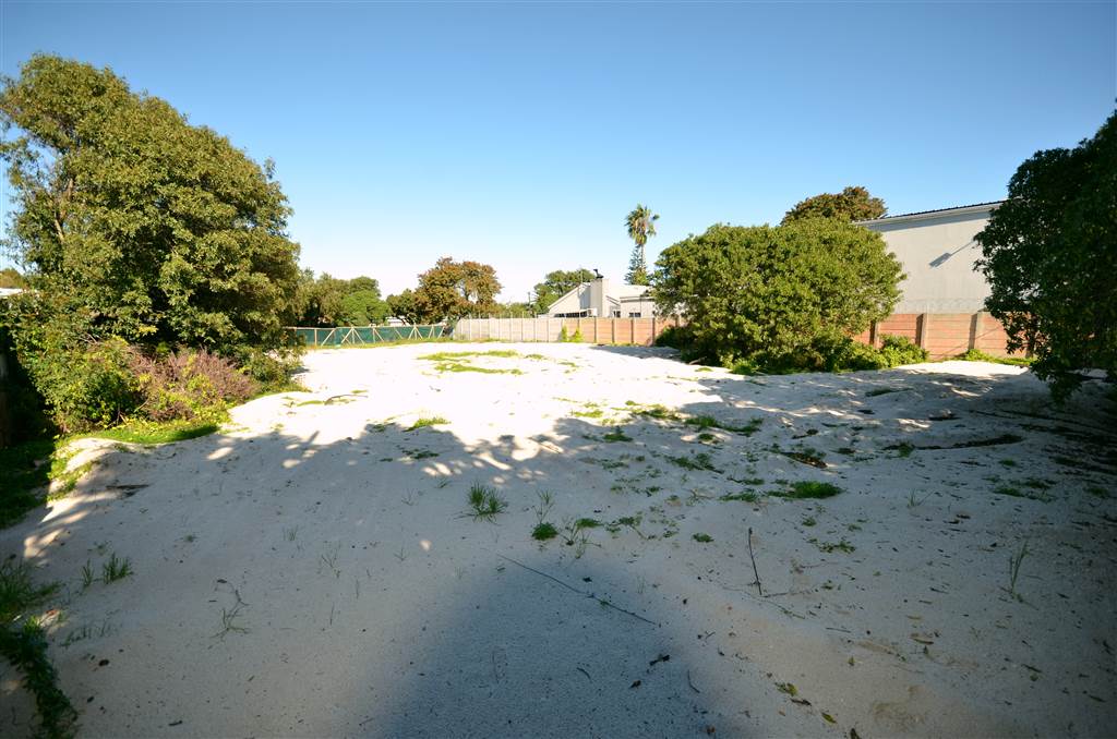 1 004 m² Land for sale in Tableview T4787605 Private Property