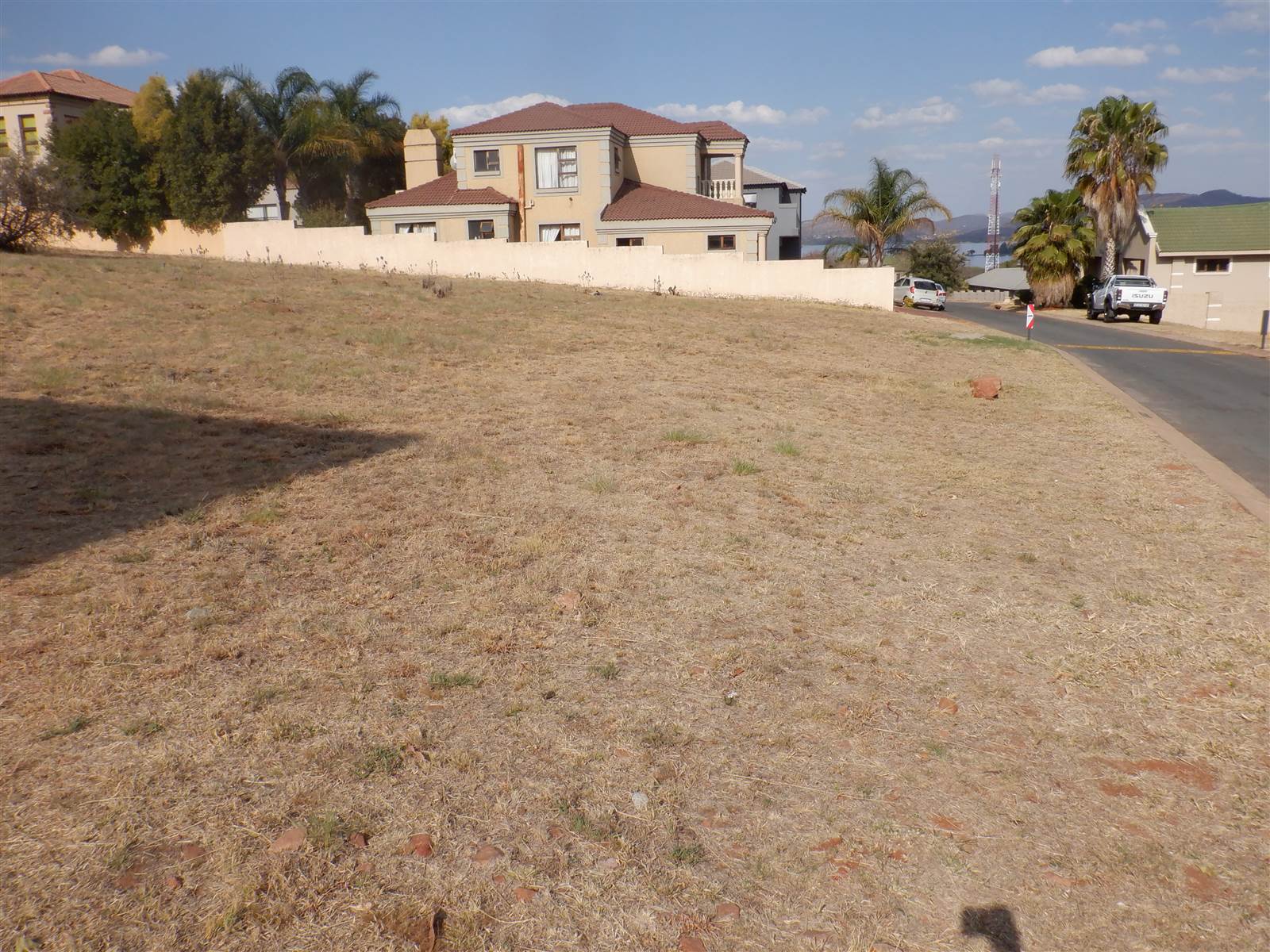 550 m² Land available in Kosmos Ridge photo number 8