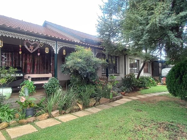3 Bedroom House 3 Bedroom House