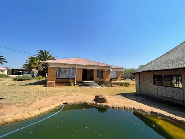 1.7 ha Smallholding in Randfontein photo number 4