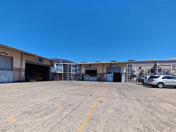 341  m² Industrial space