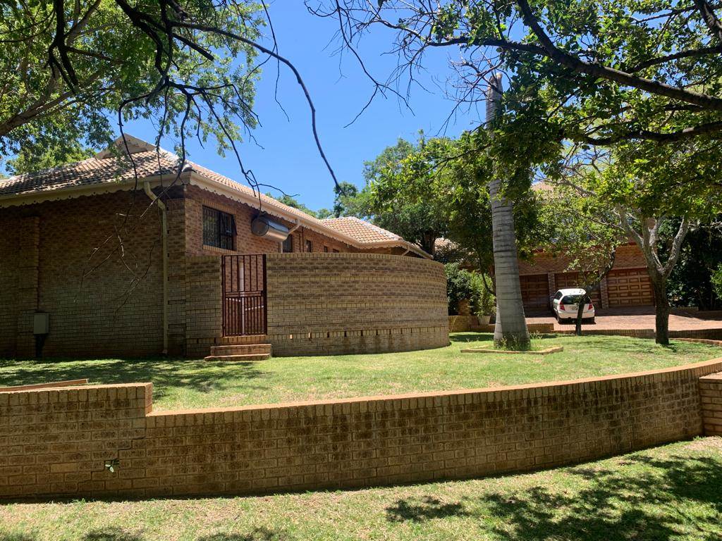 2.3 ha Smallholding in Hartbeesfontein photo number 3
