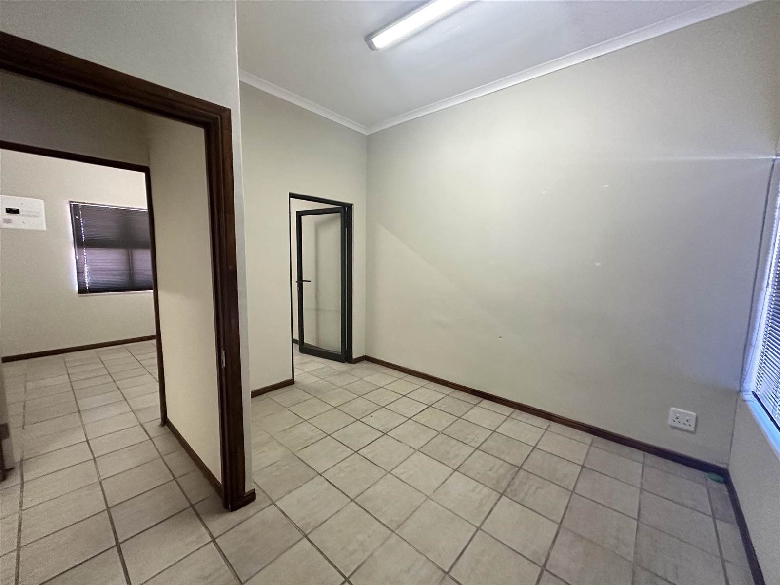 108  m² Commercial space in Vredenburg photo number 3