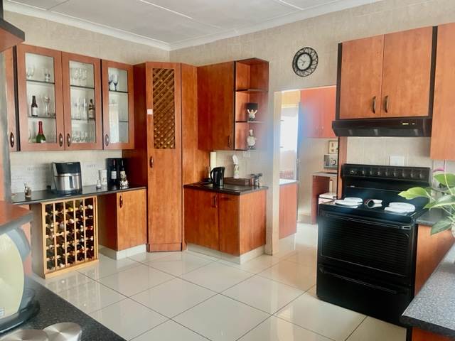 3 Bed House in Brenthurst photo number 9