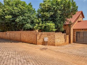 4 Bed Townhouse in Strubens Valley