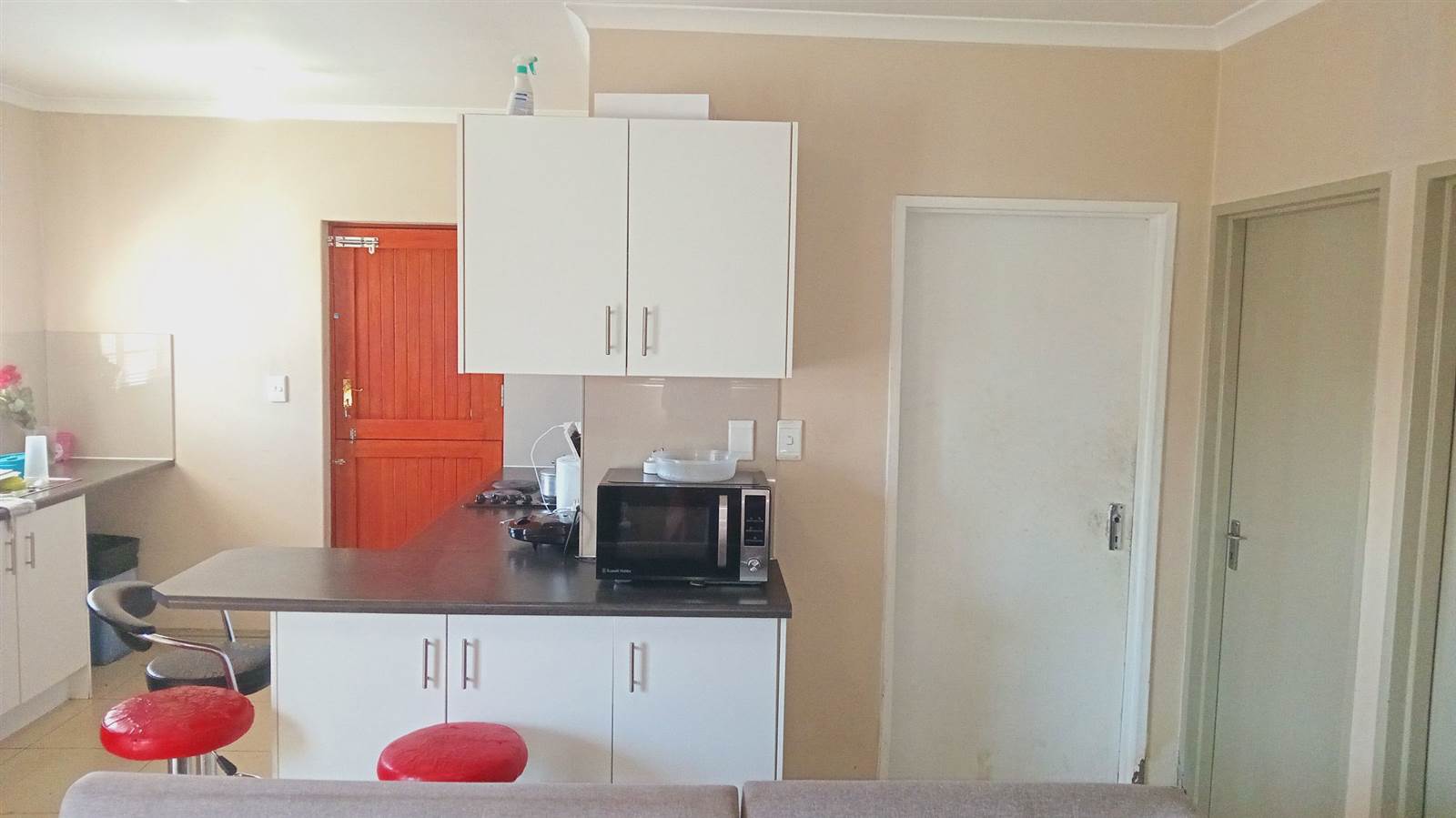 2 Bed House in Kalkfontein photo number 7