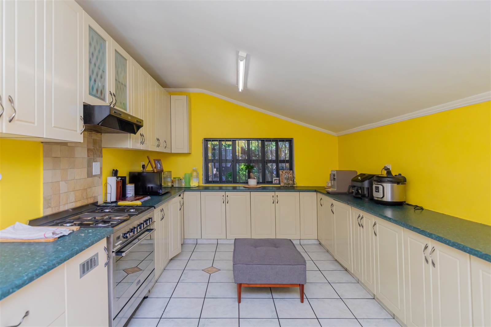 4 Bed House in Rondebosch East photo number 13