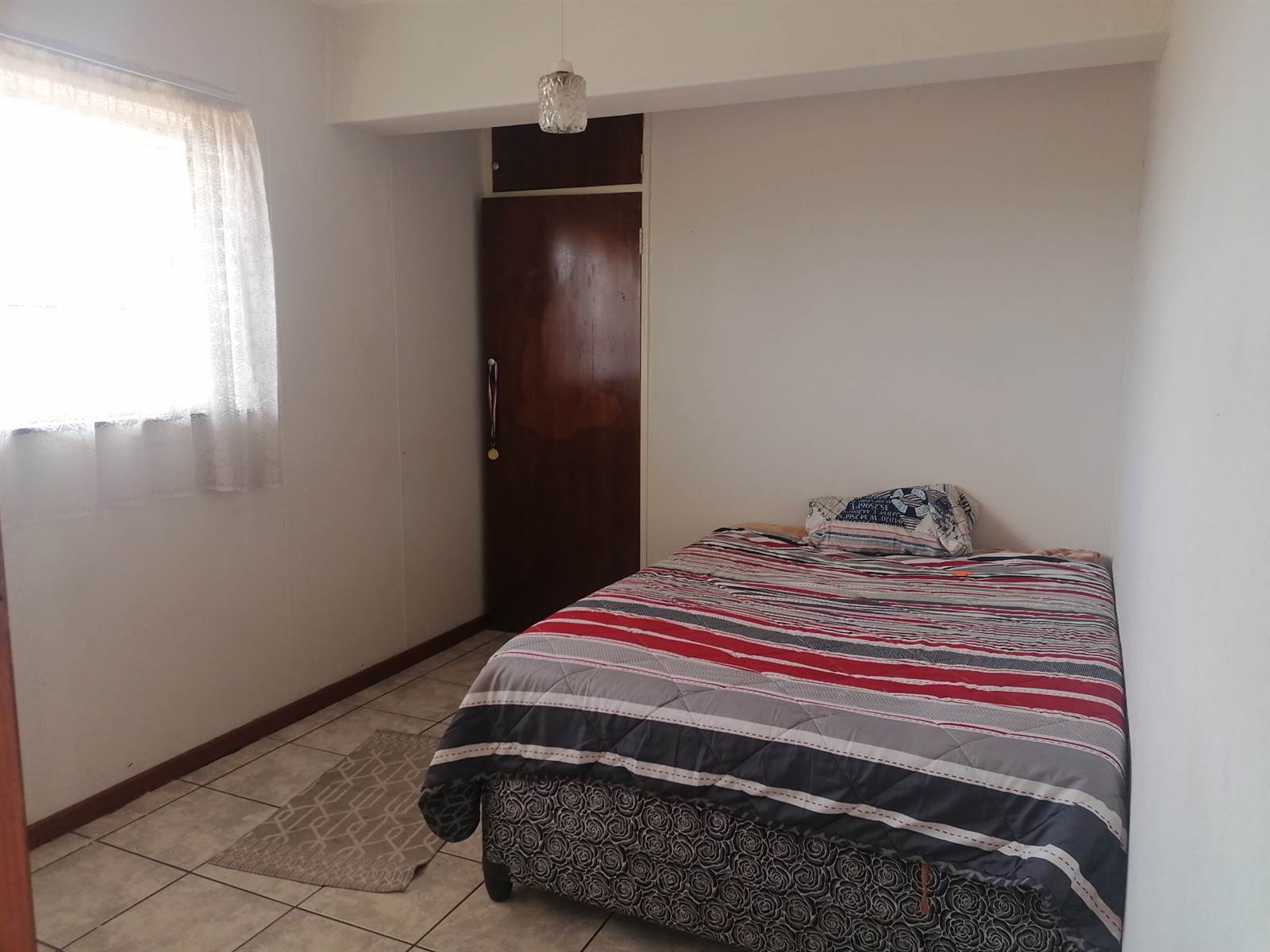 3 Bed Flat in Vereeniging Central photo number 14