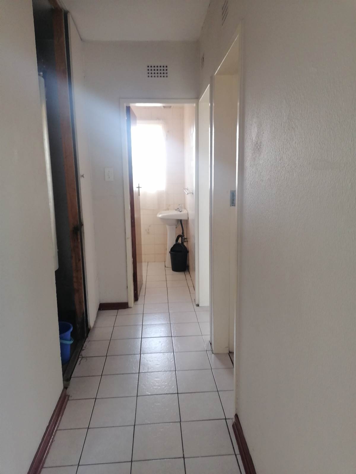3 Bed Flat in Vereeniging Central photo number 15