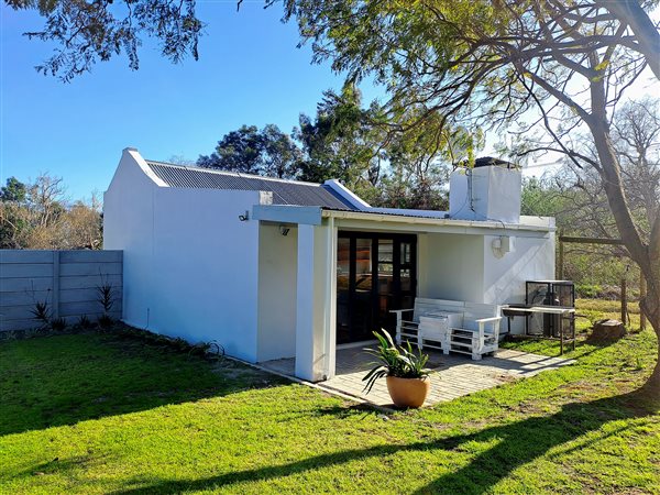 1 Bed Garden Cottage