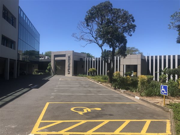 304  m² Commercial space in Westville