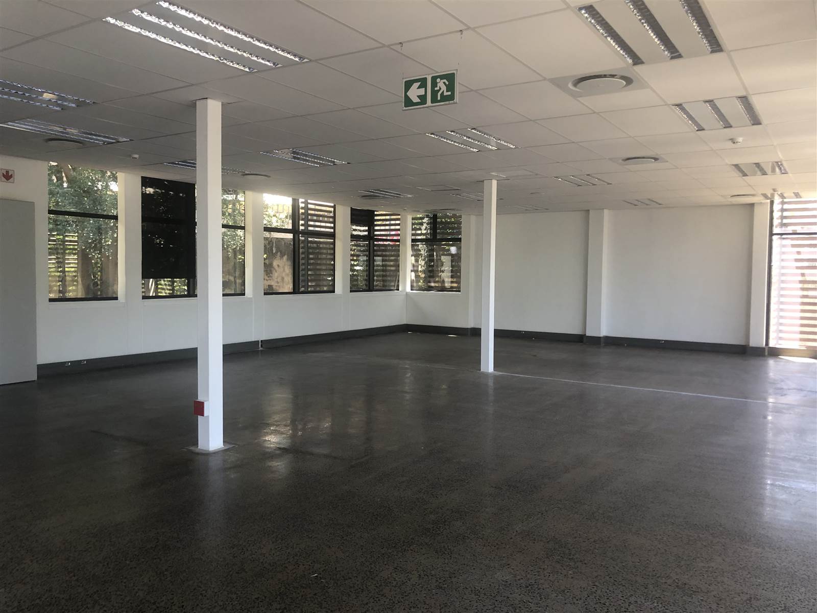 304  m² Commercial space in Westville photo number 9