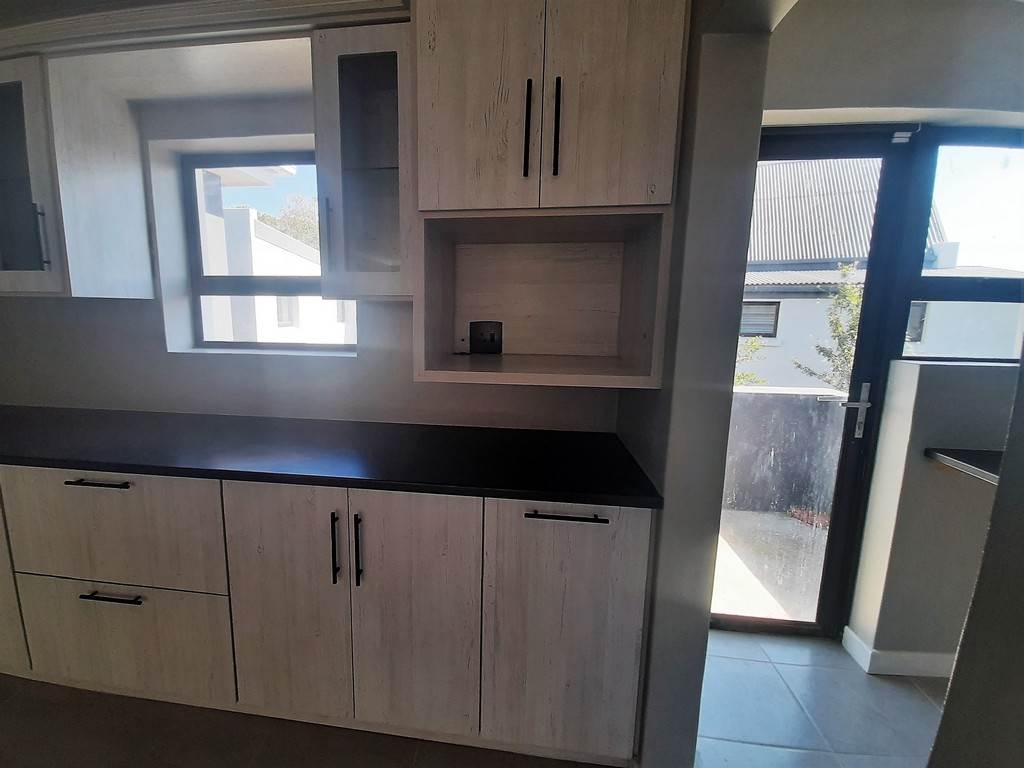3 Bed House in Bredasdorp photo number 18