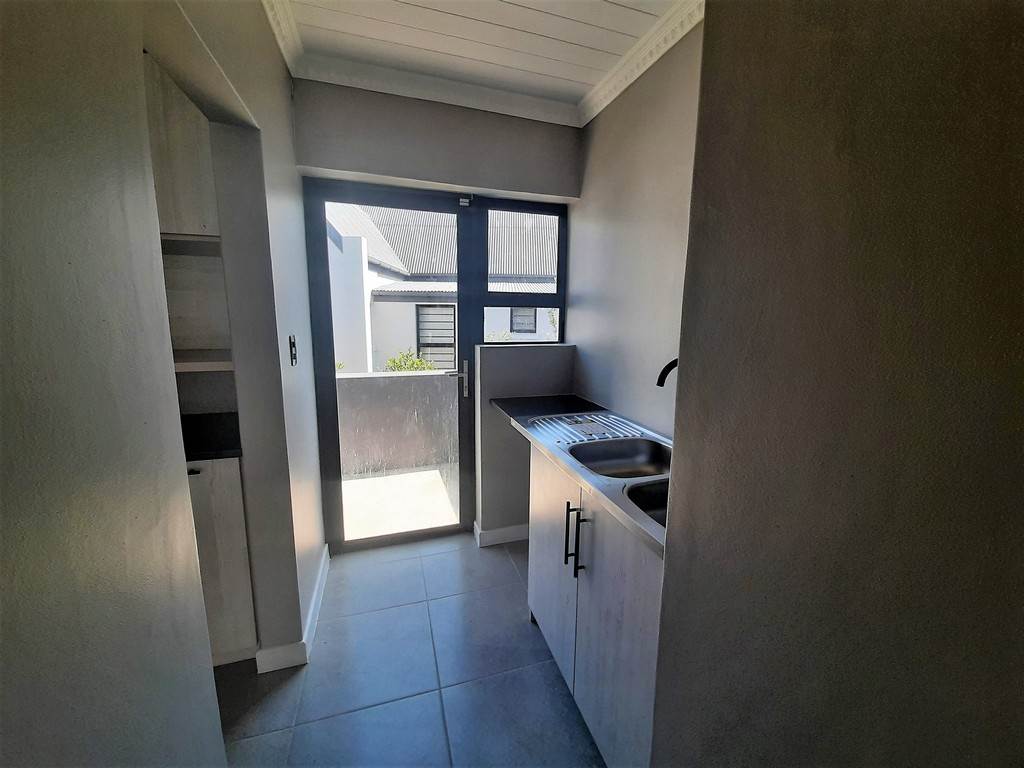 3 Bed House in Bredasdorp photo number 21