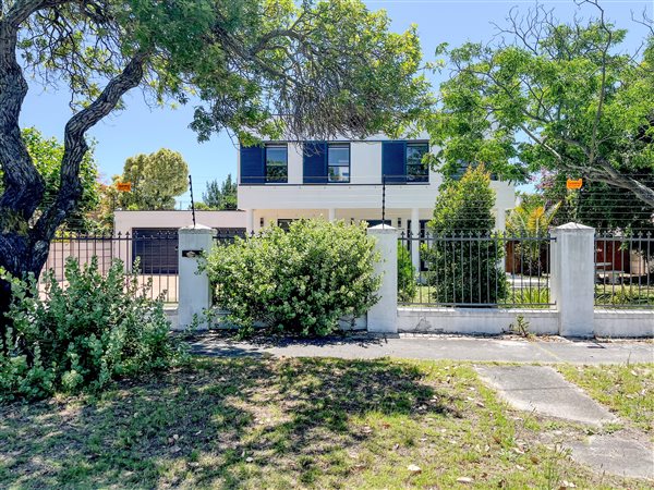 1 Bed Garden Cottage