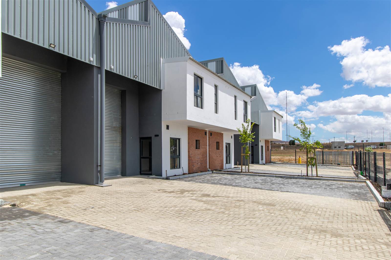 302  m² Industrial space in Durbanville Central photo number 2