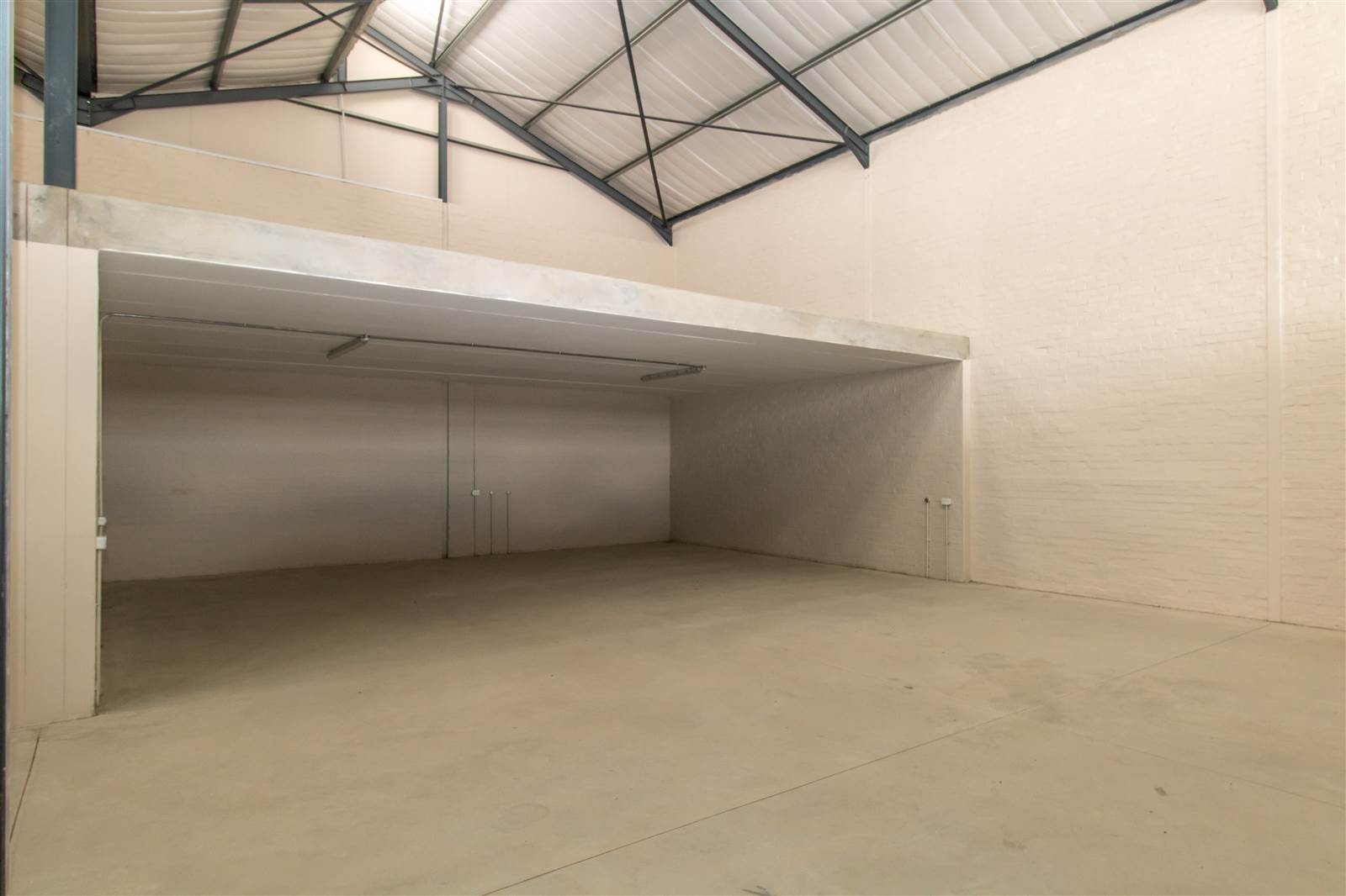 302  m² Industrial space in Durbanville Central photo number 12