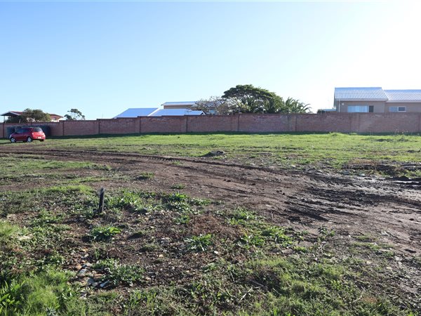 675 m² Land available in Jeffreys Bay