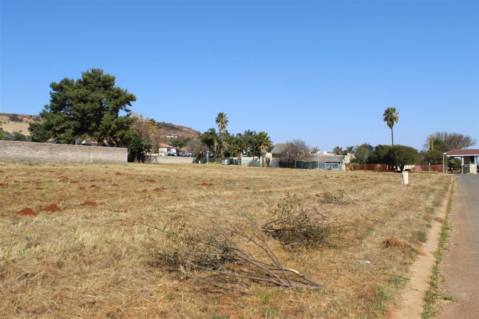 1205 m² Land available in Westonaria photo number 8